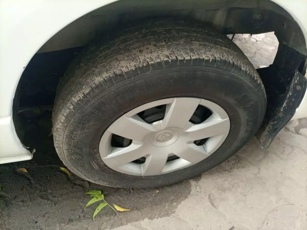tyre0