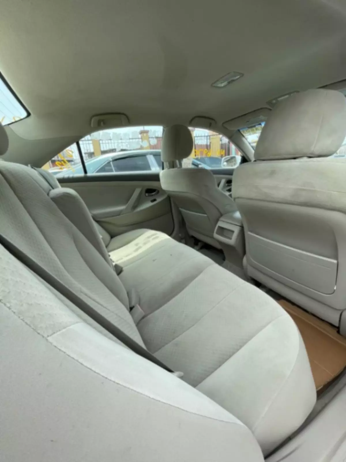 interiorBack