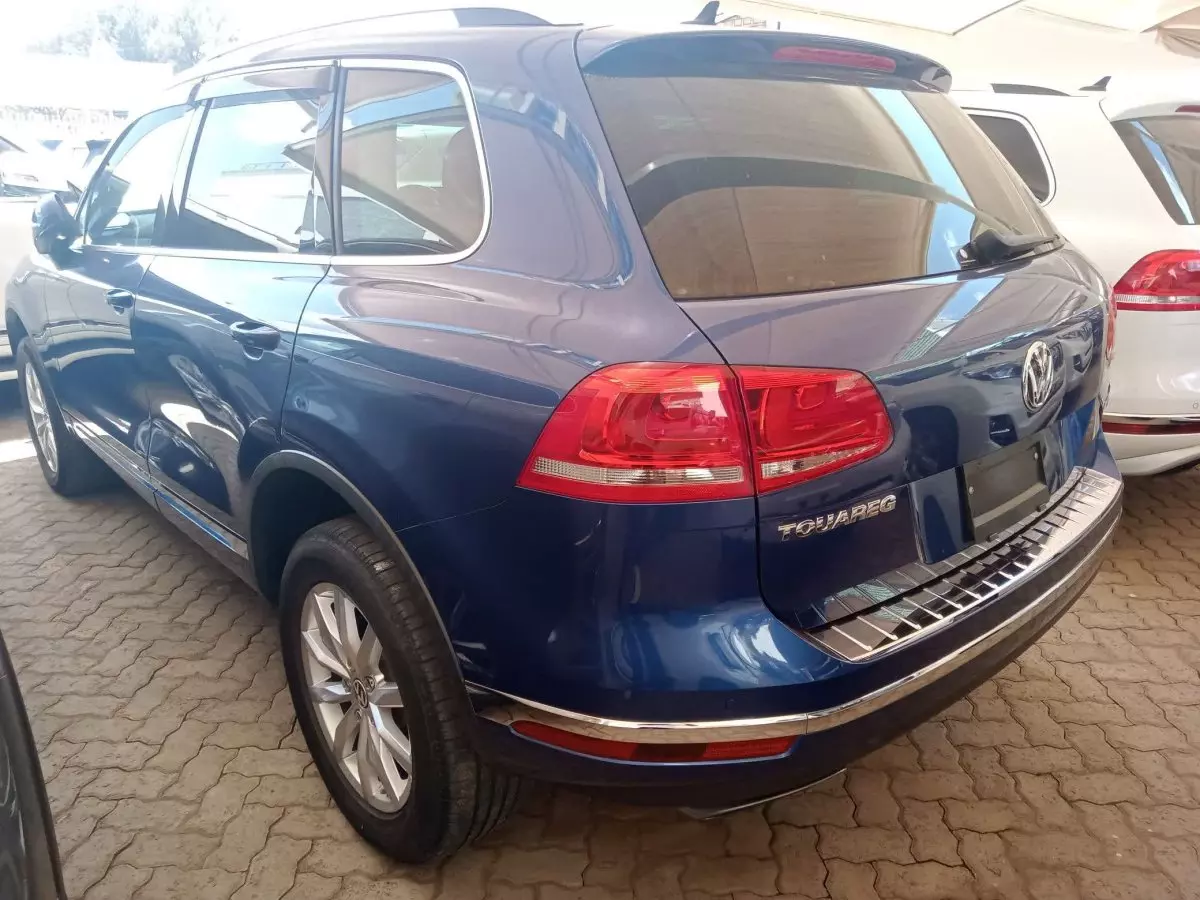 car Left Back