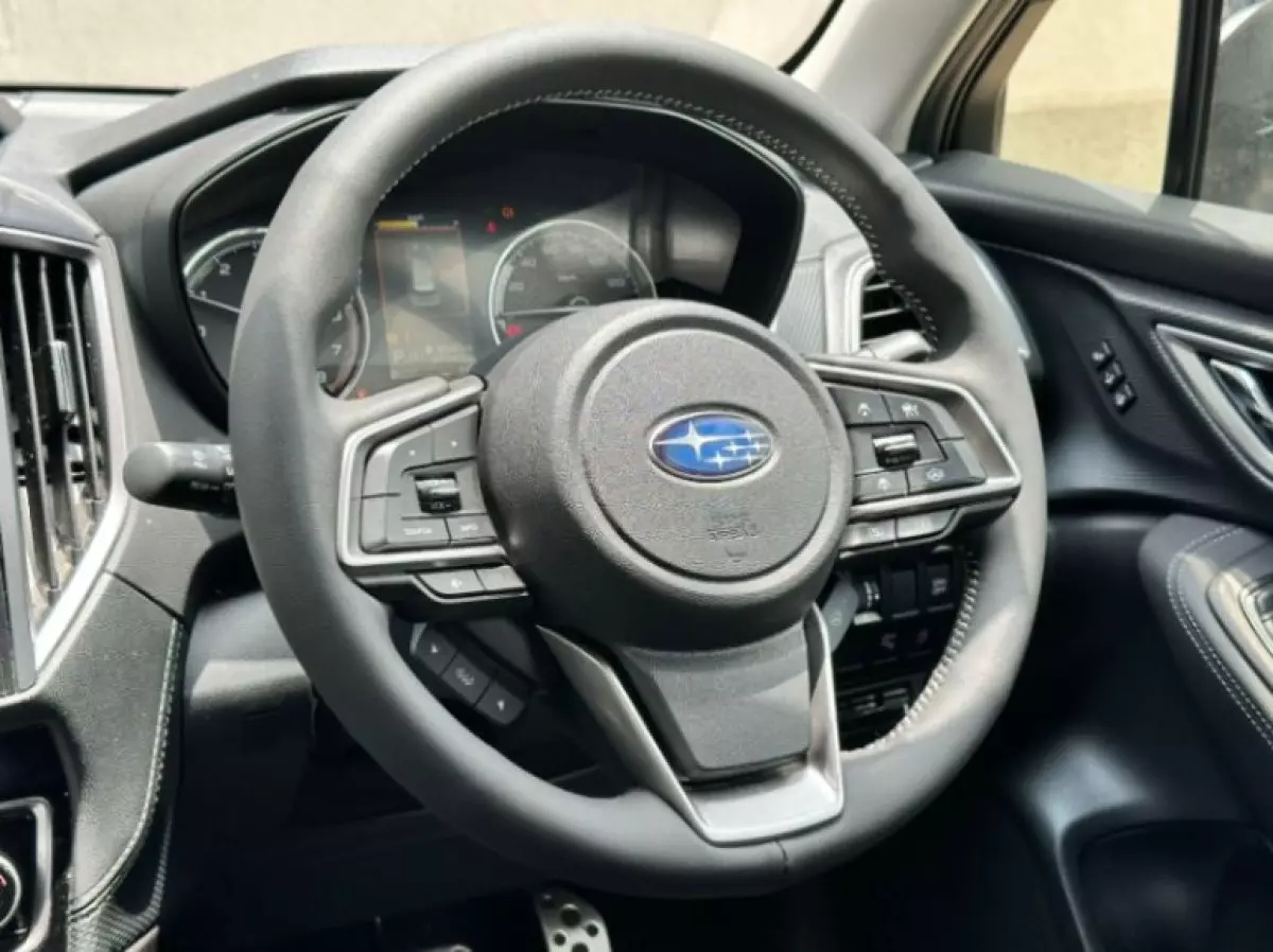 interiorFront