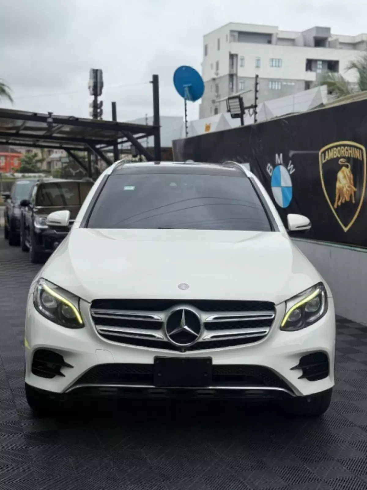 Mercedes-Benz GLC 300 - 2016
