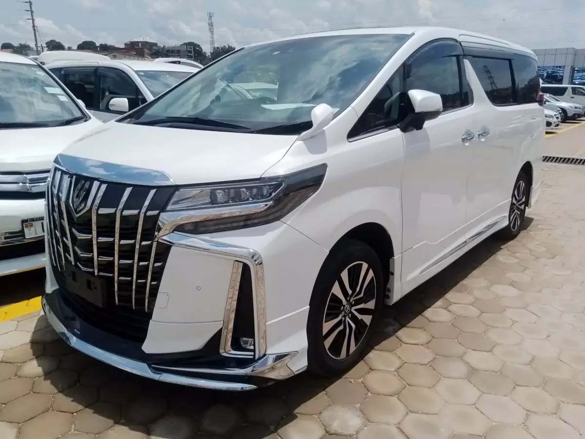 Toyota Alphard - 2018