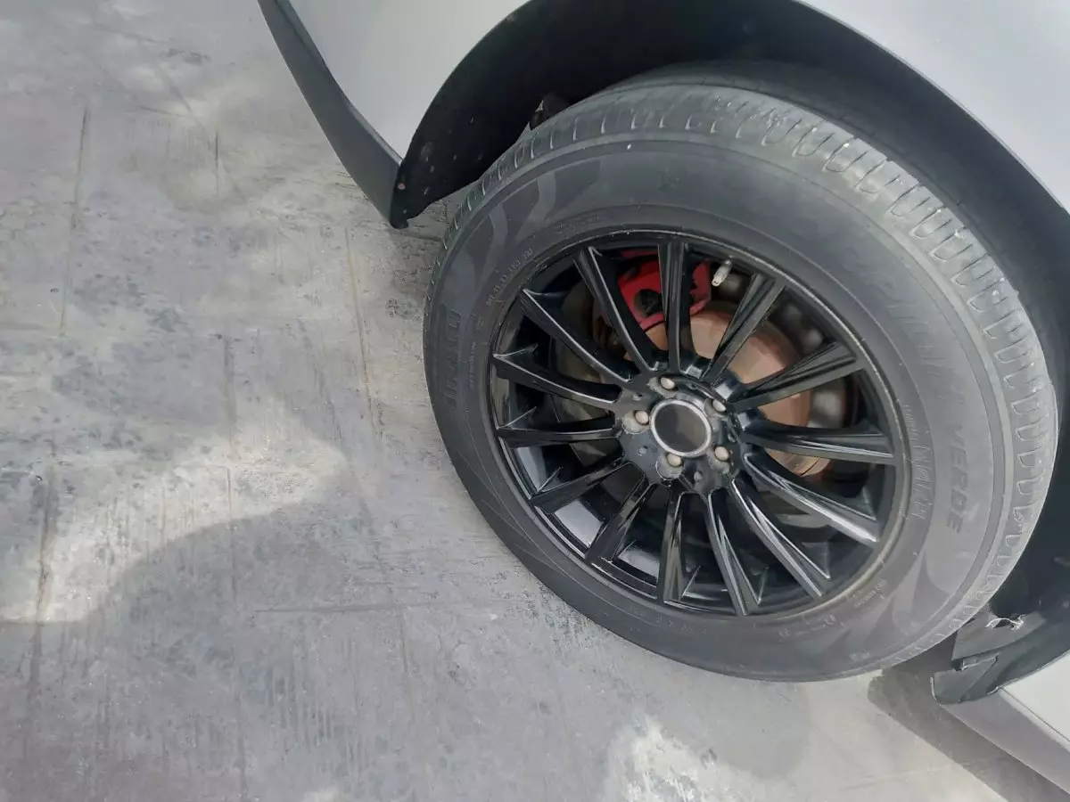 tyre0