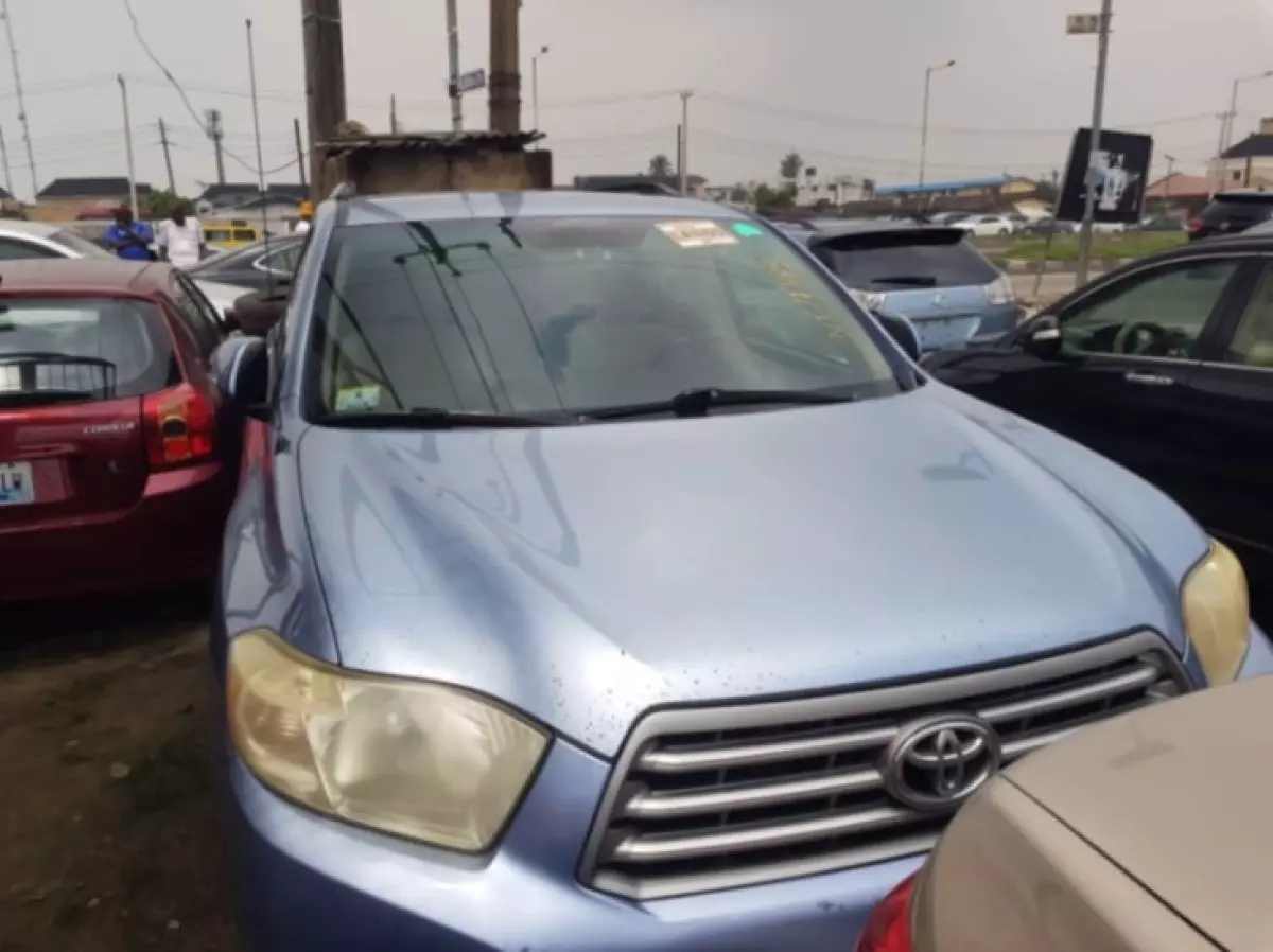 Toyota Highlander - 2009