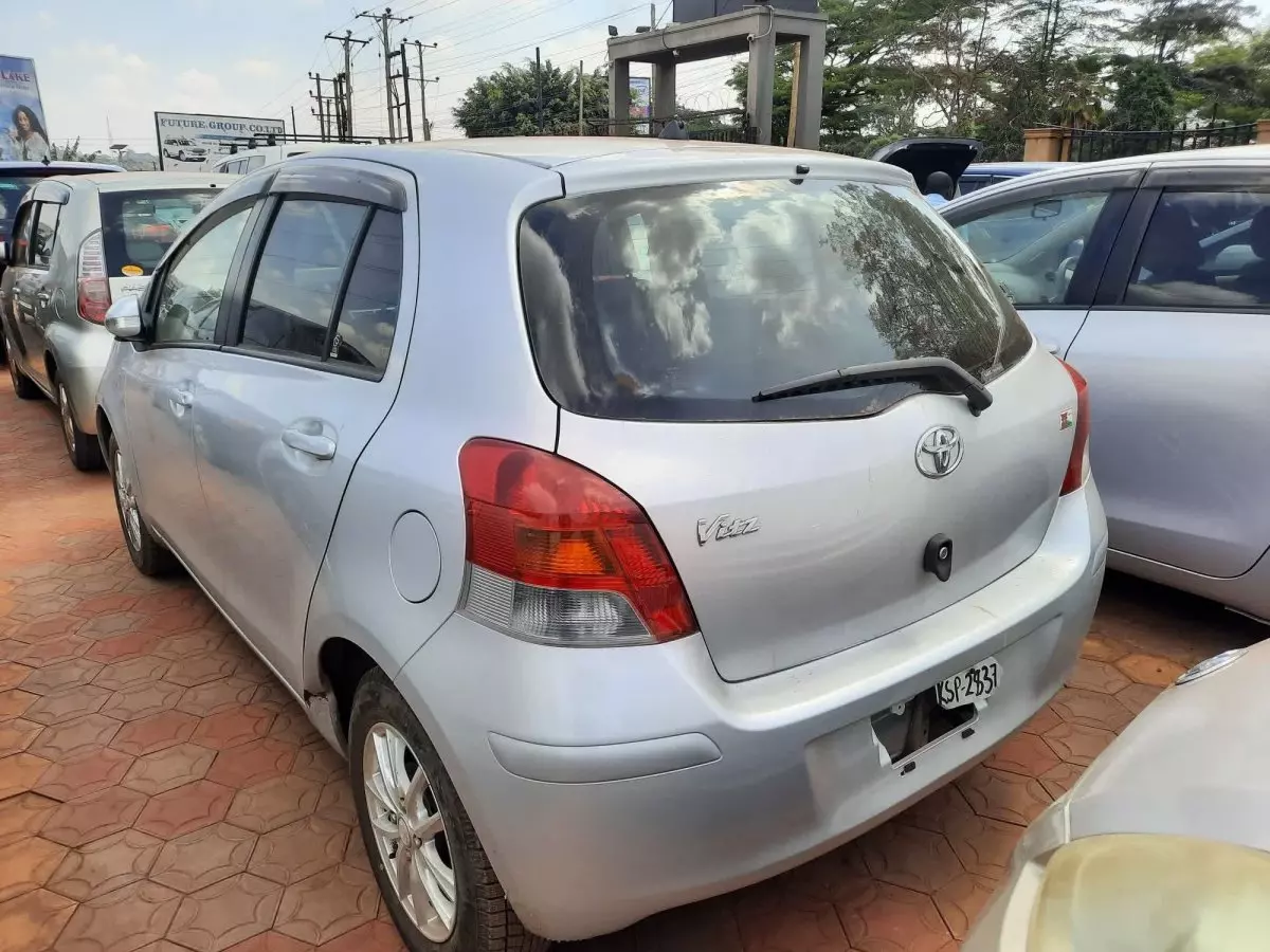 car Right Back