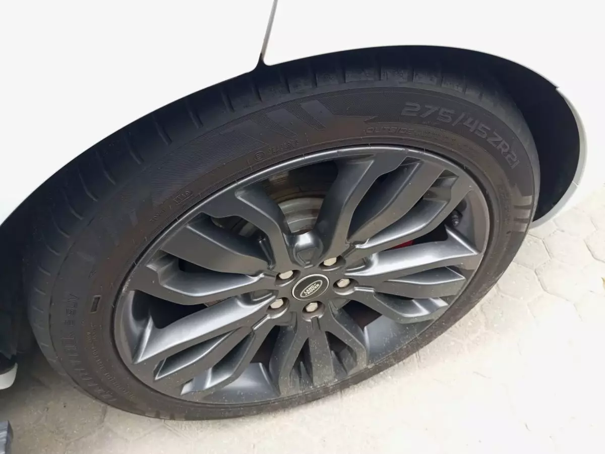 tyre2