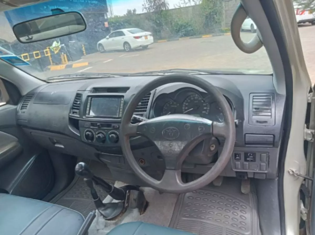 interiorFront
