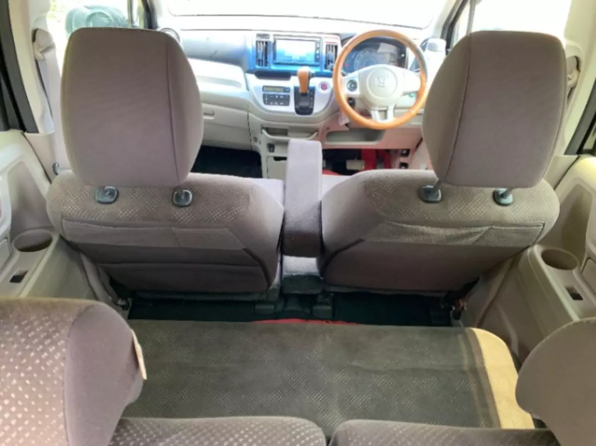 interiorBack