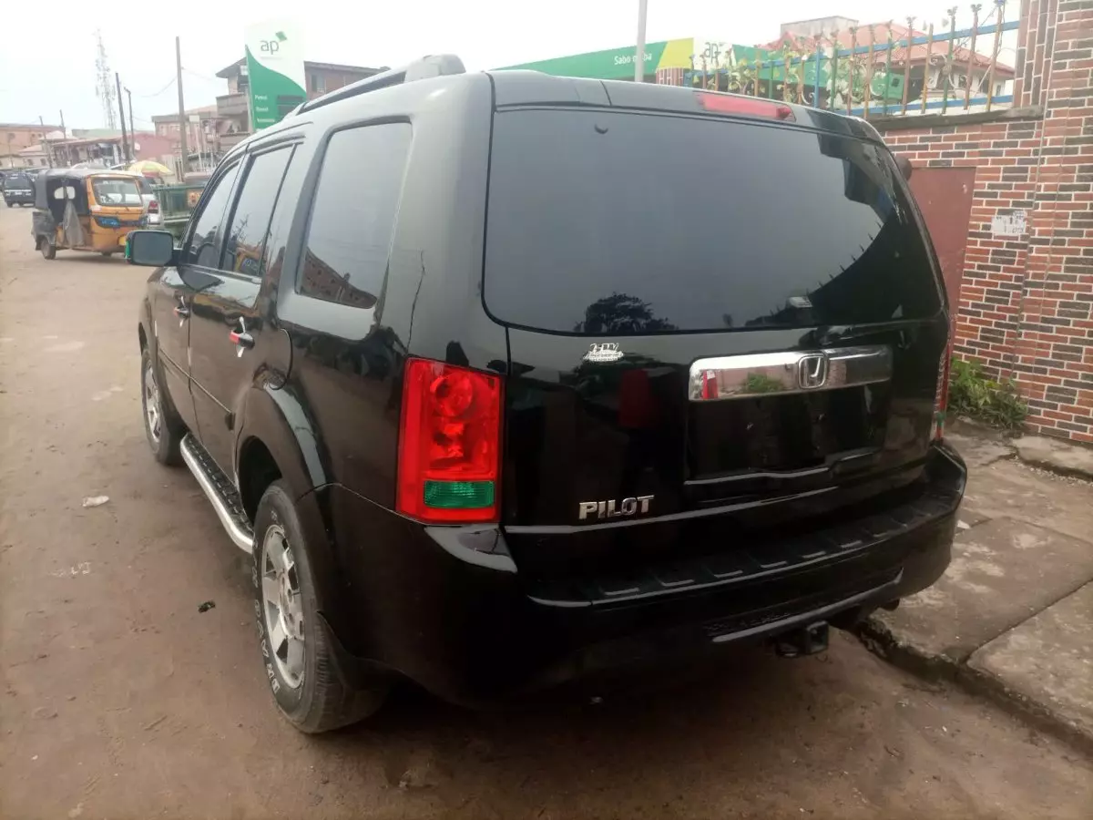 car Left Back