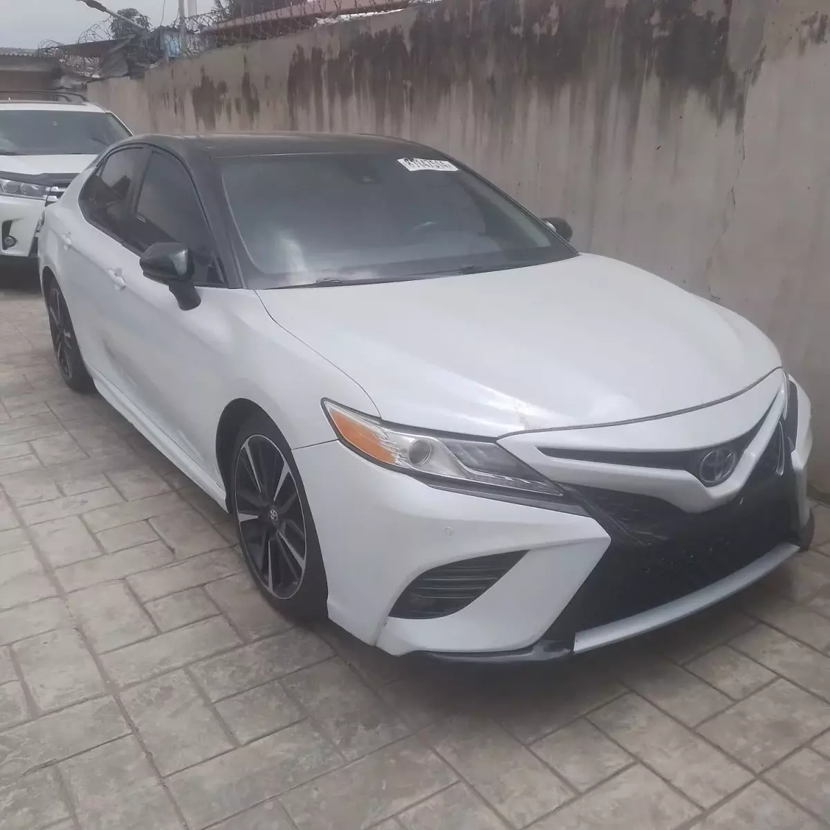 Toyota Camry - 2018