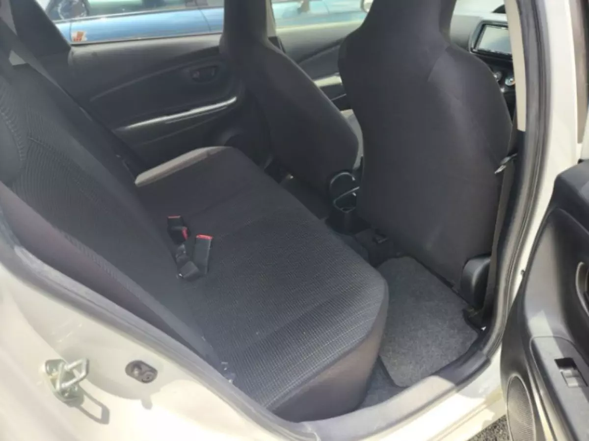interiorBack