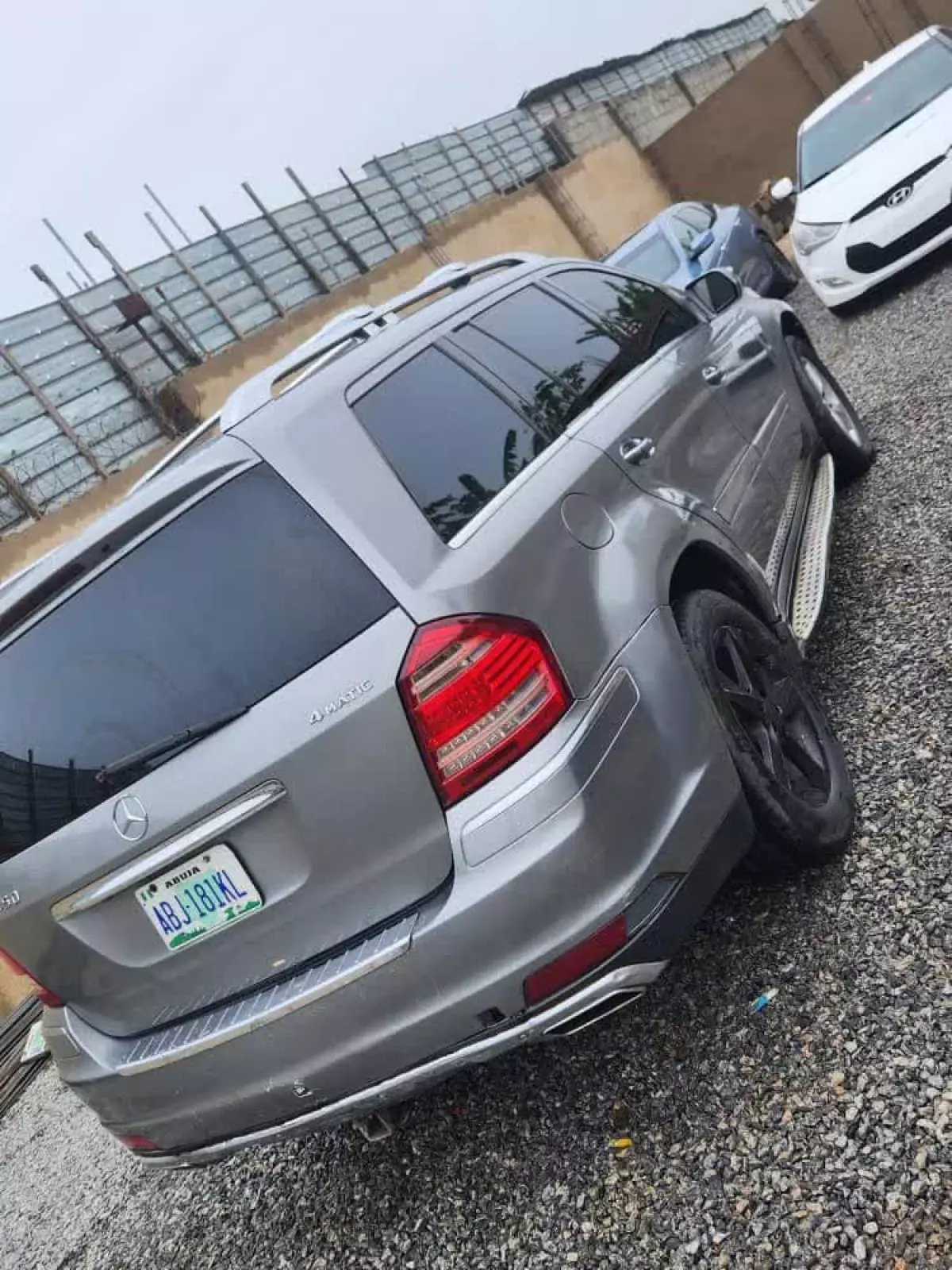 car Right Back