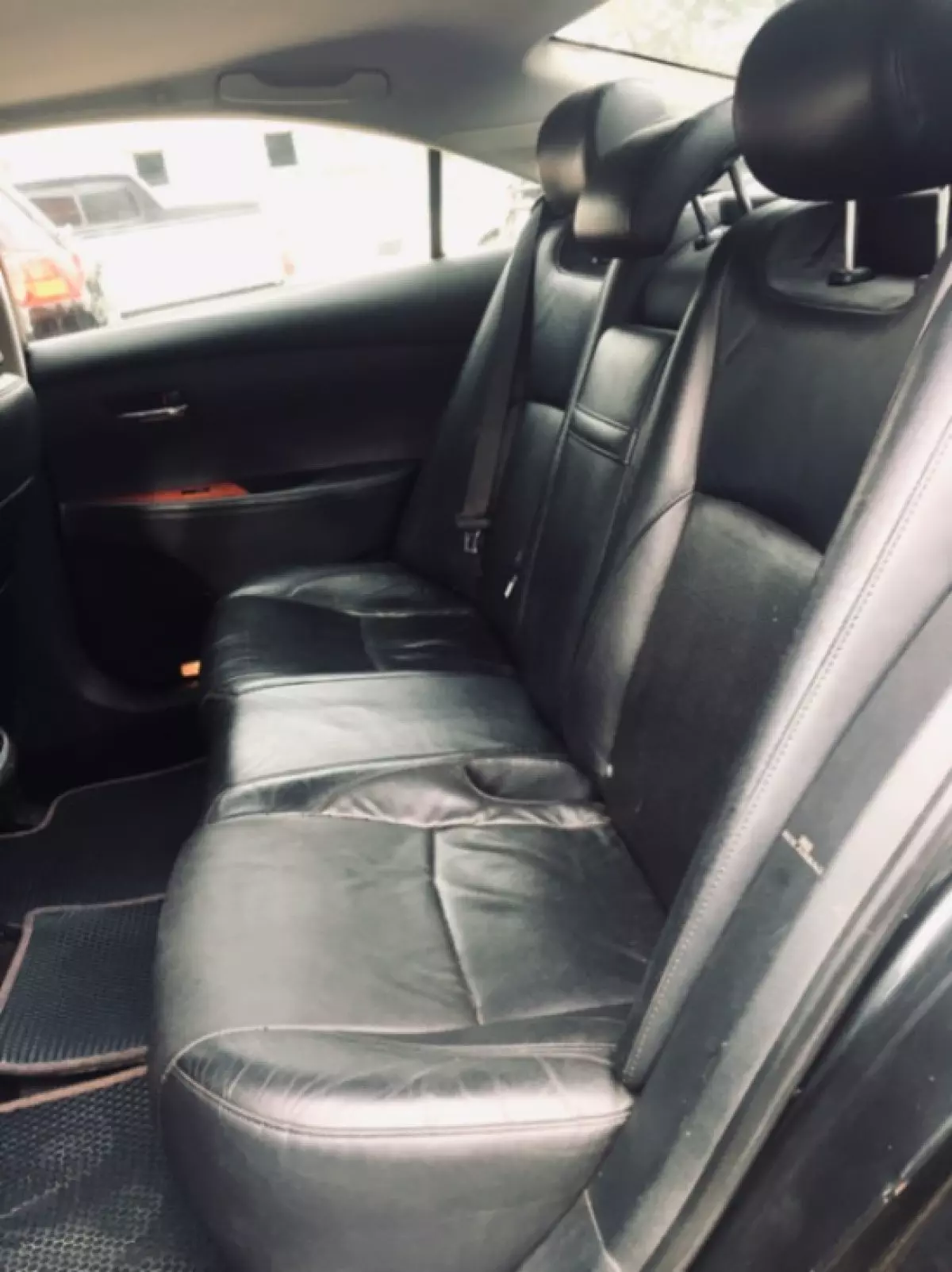 interiorBack