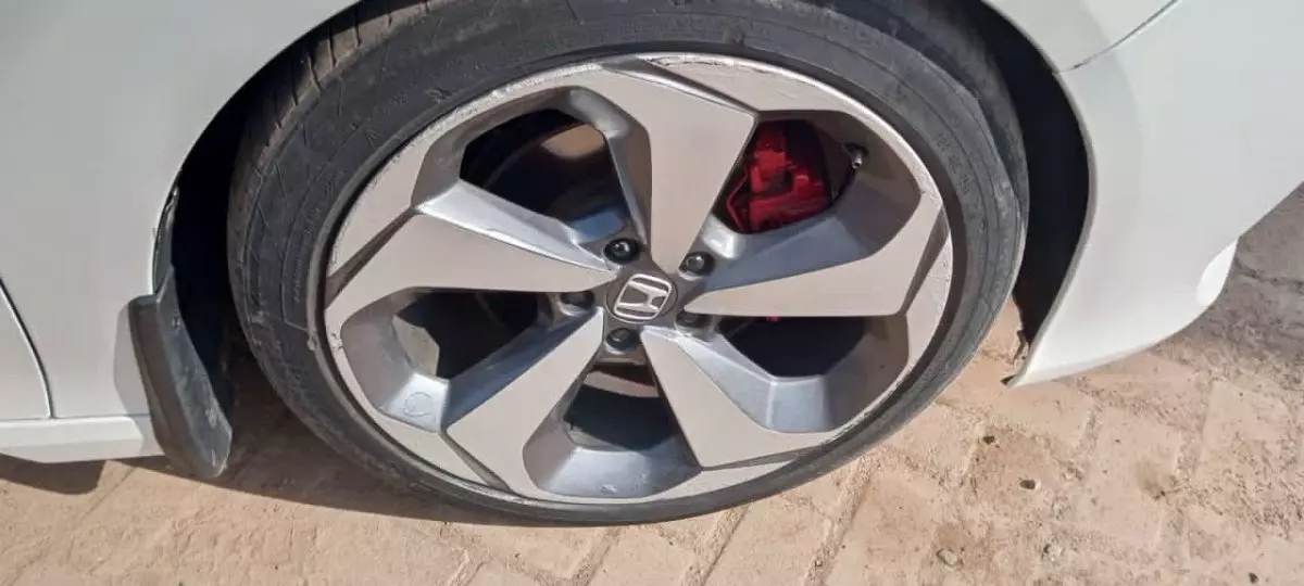 tyre2