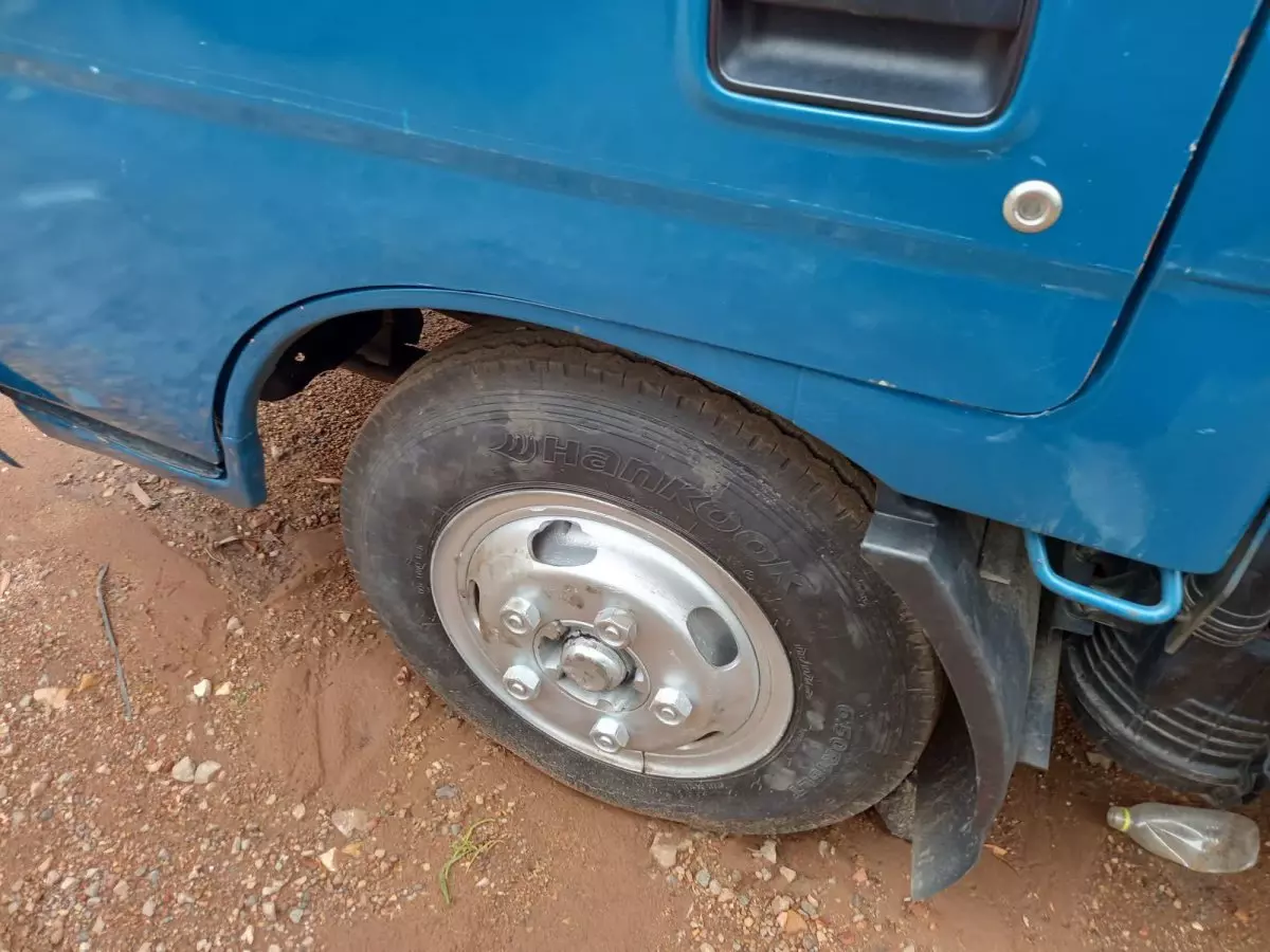 tyre3