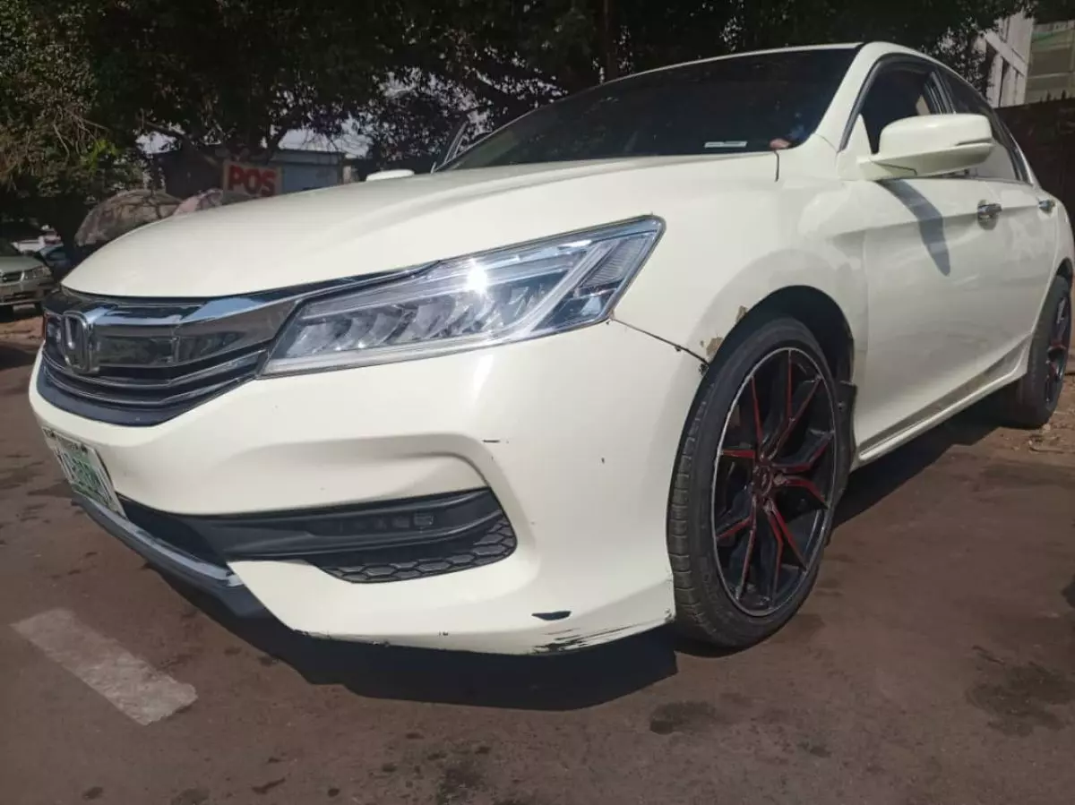 Honda Accord - 2014