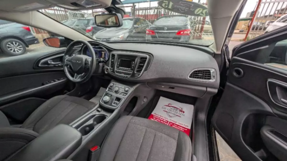 interiorBack