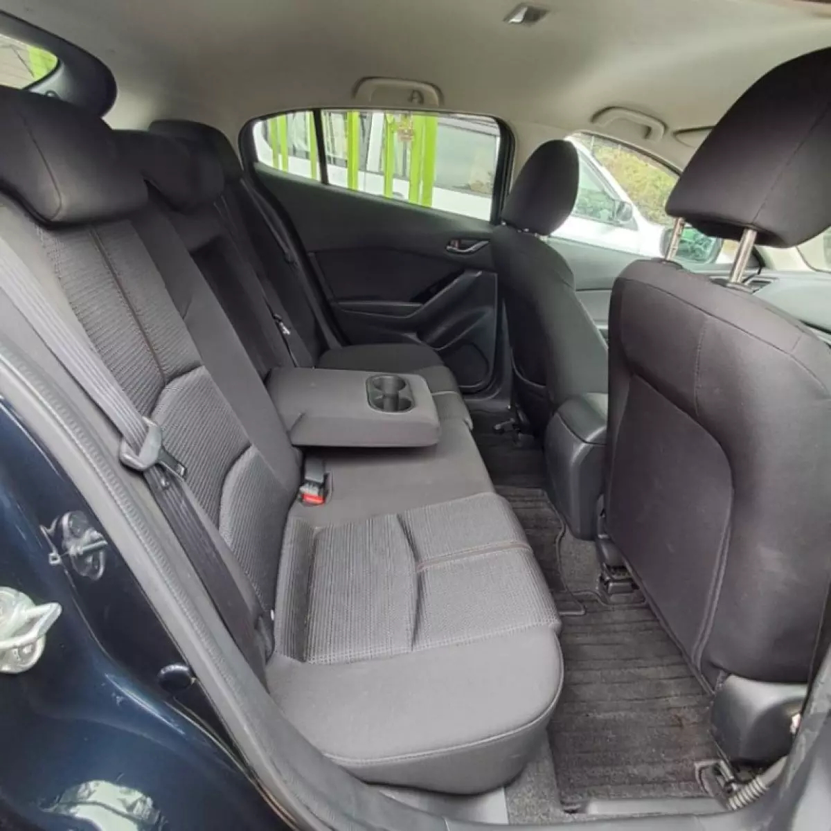 interiorBack