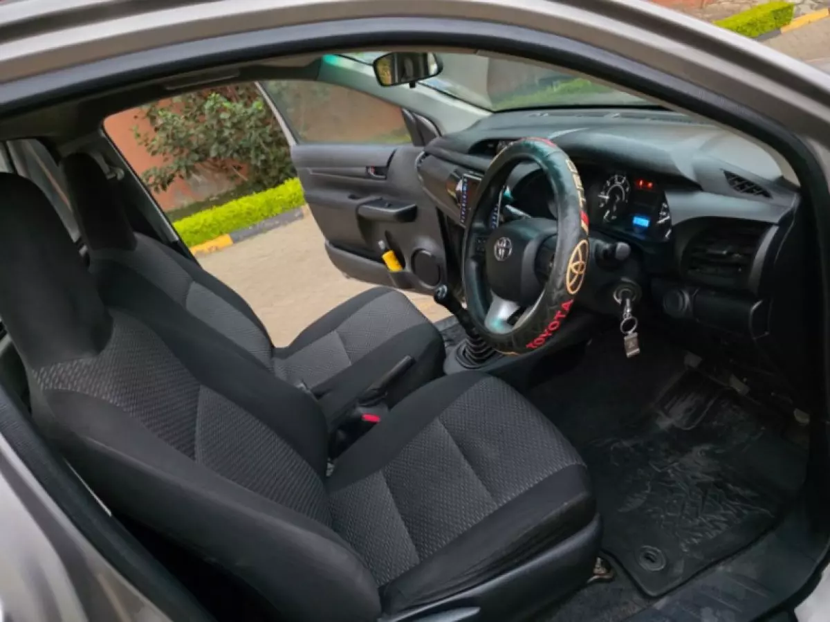 interiorFront