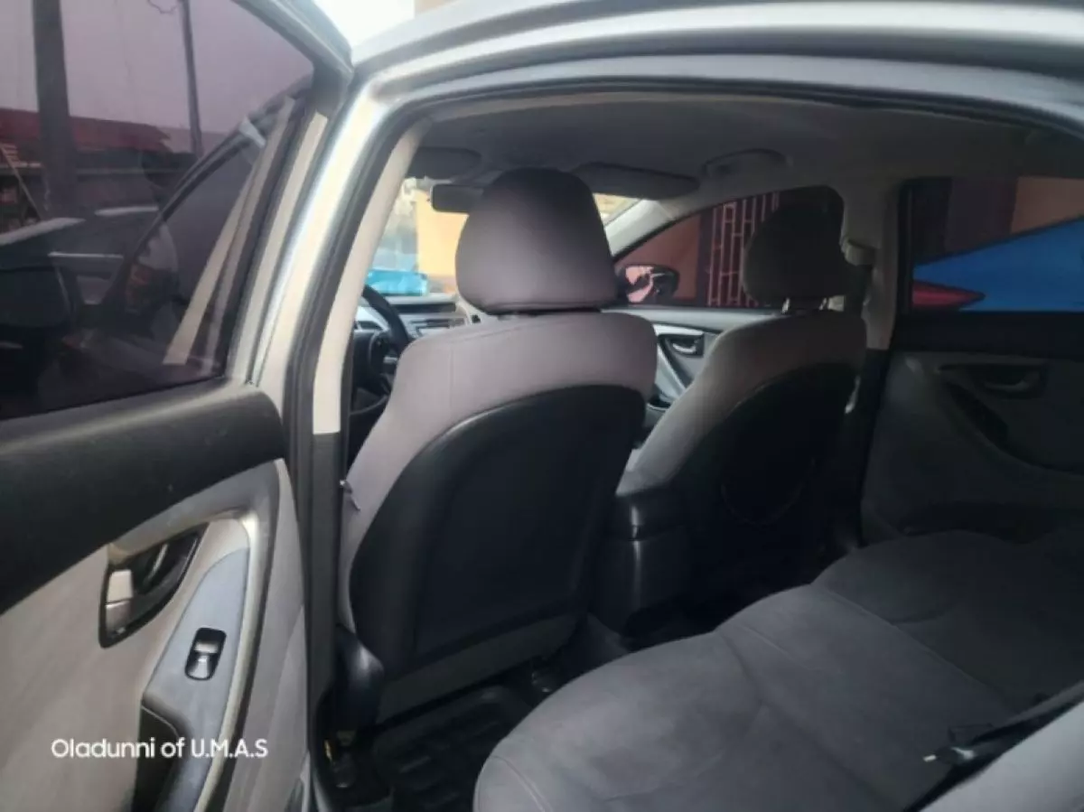 interiorBack
