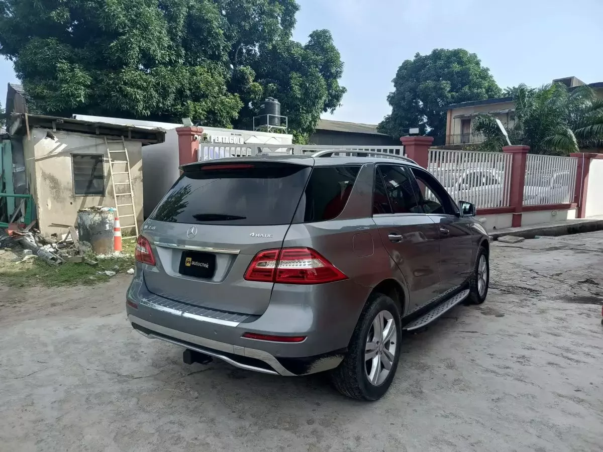 car Left