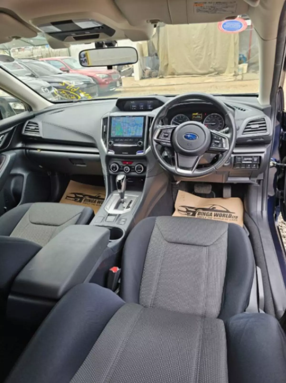 interiorFront