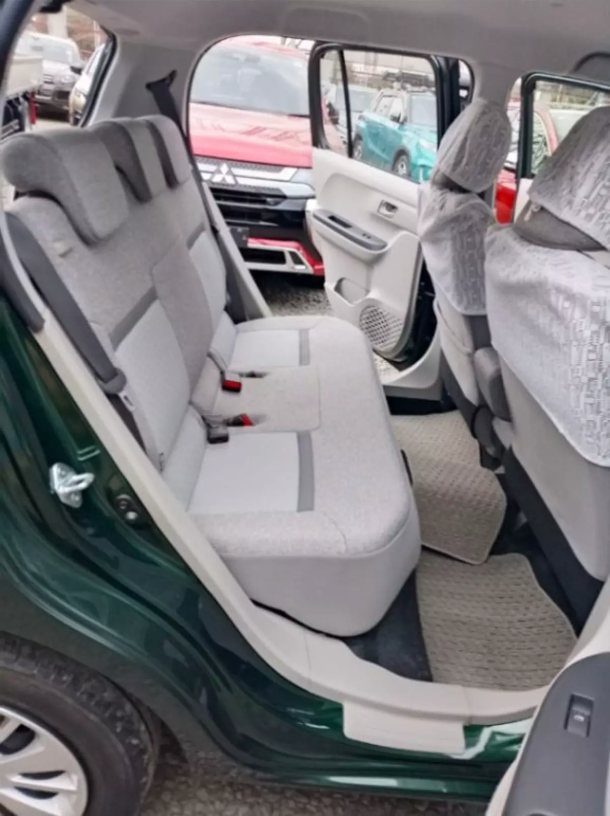 interiorBack