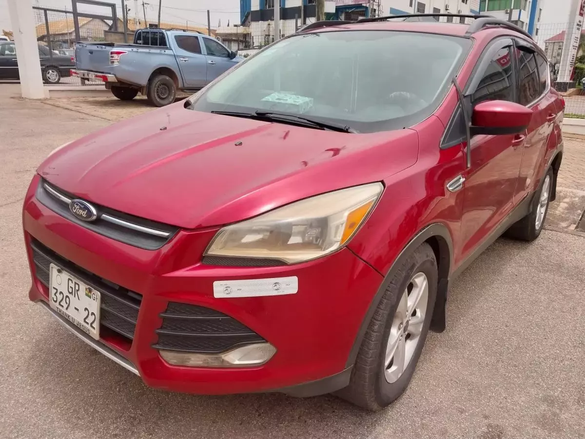 Ford Escape - 2013