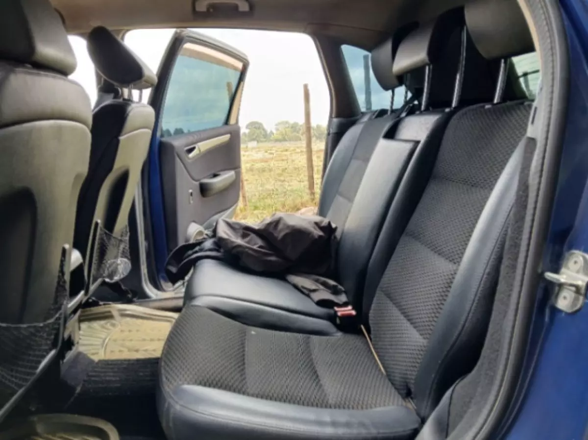 interiorBack