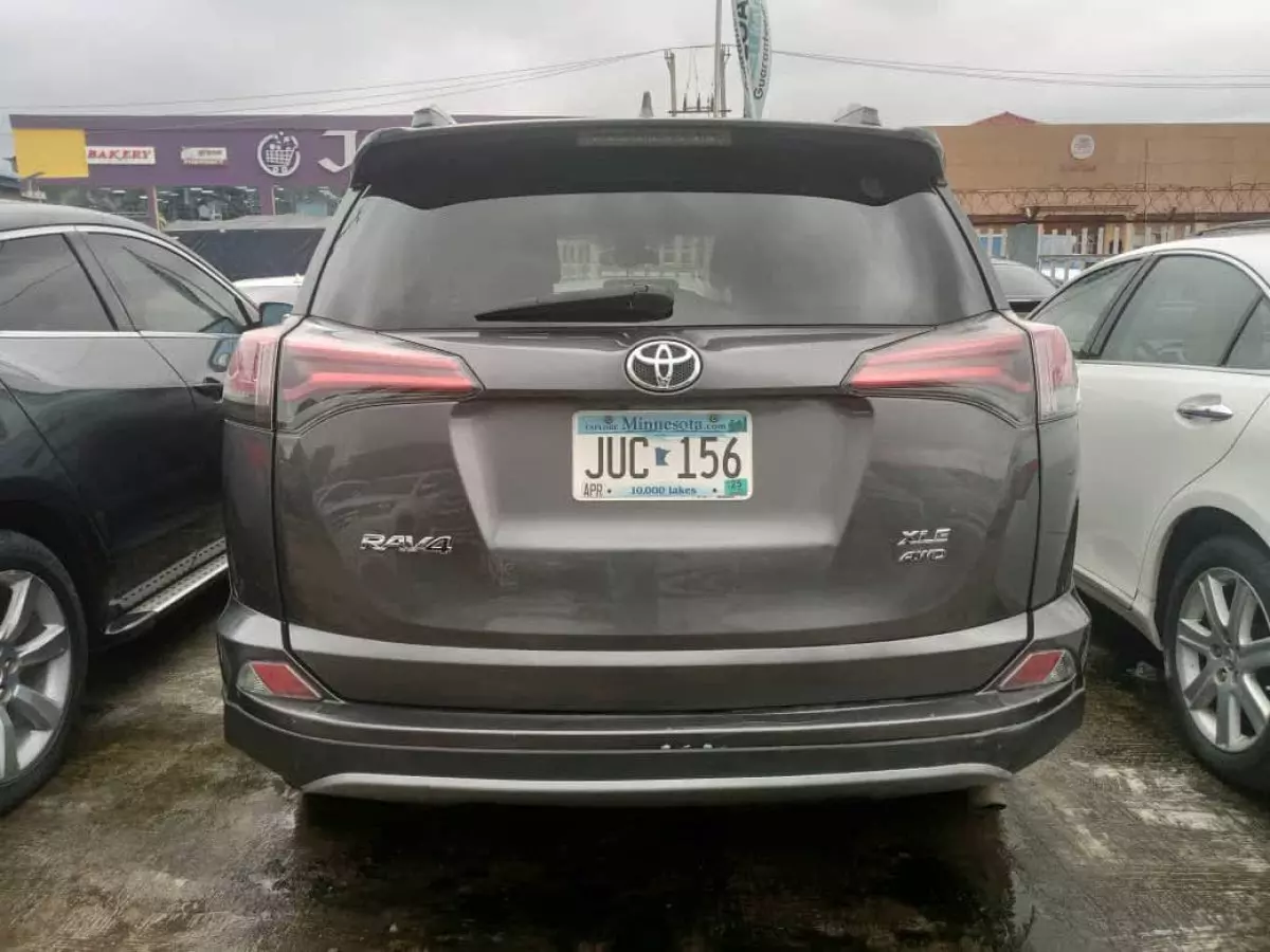car Back