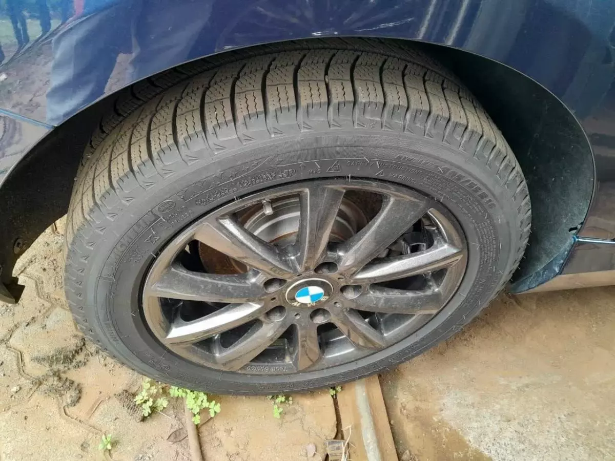 tyre2