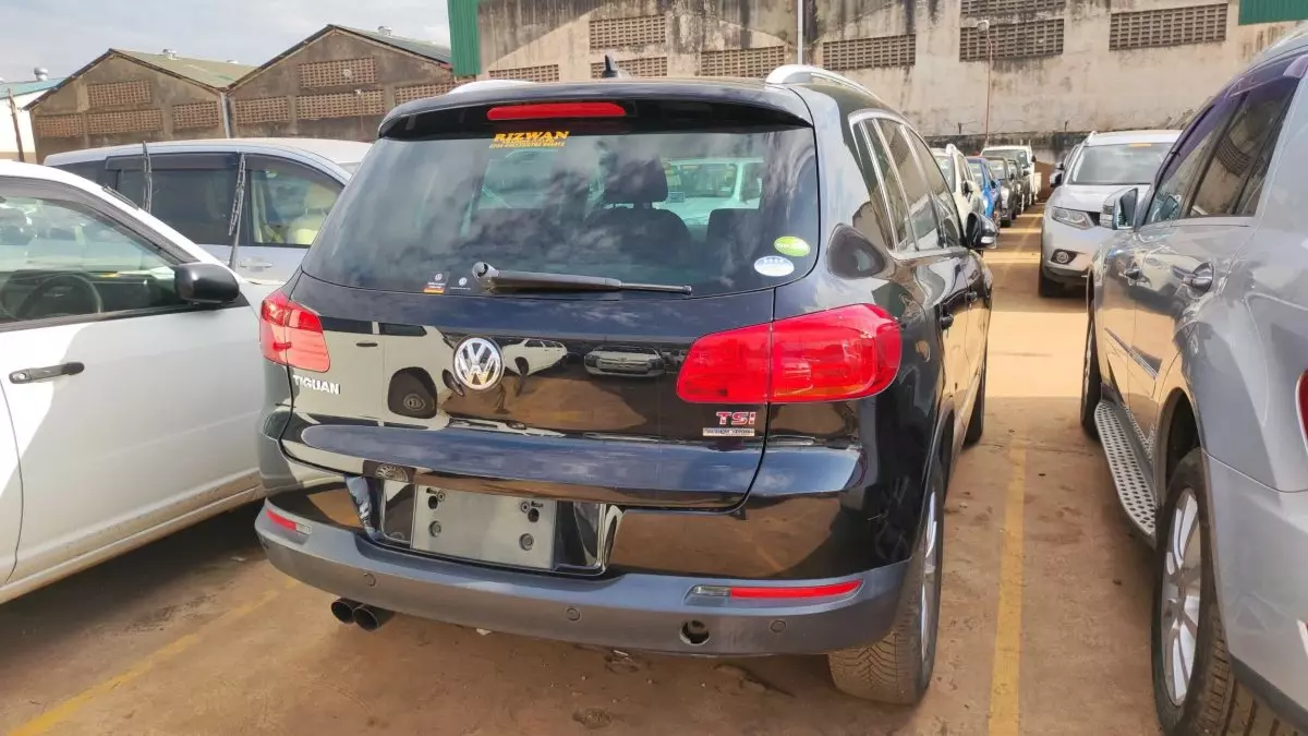 car Back