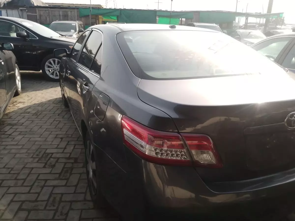 car Left Back