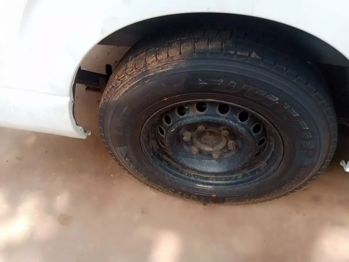 tyre2