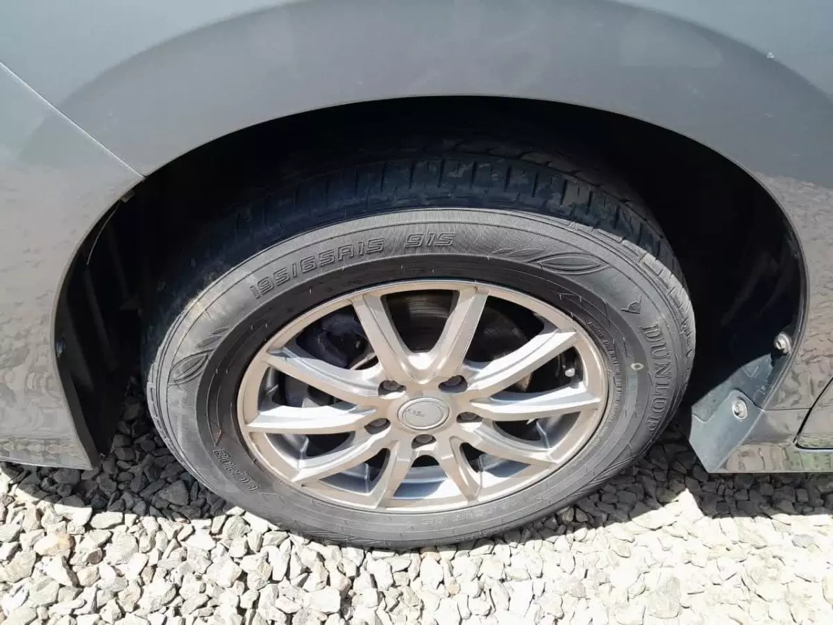 tyre1
