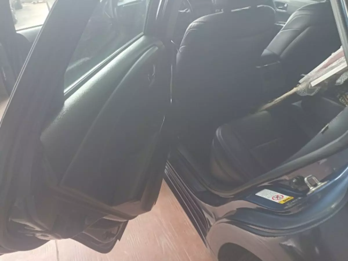 interiorBack