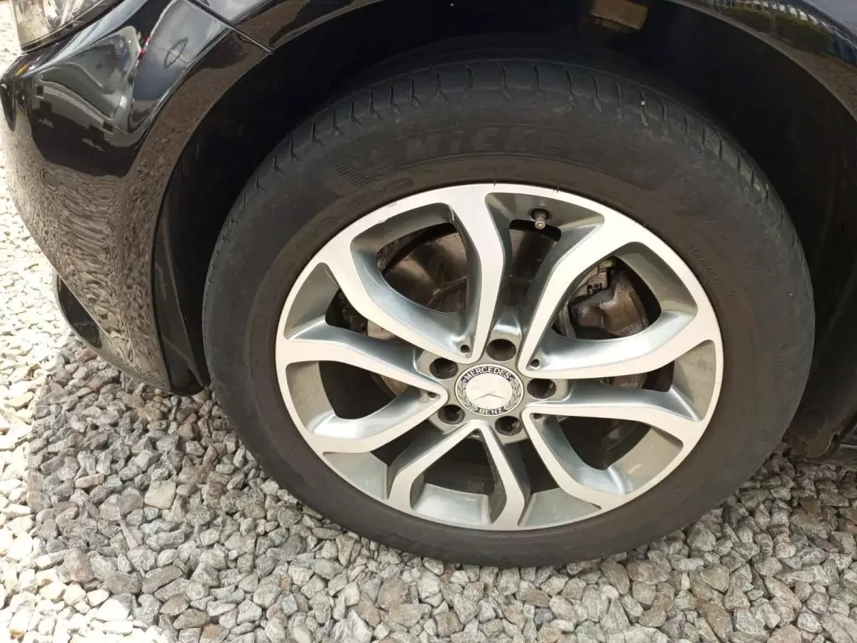 tyre3
