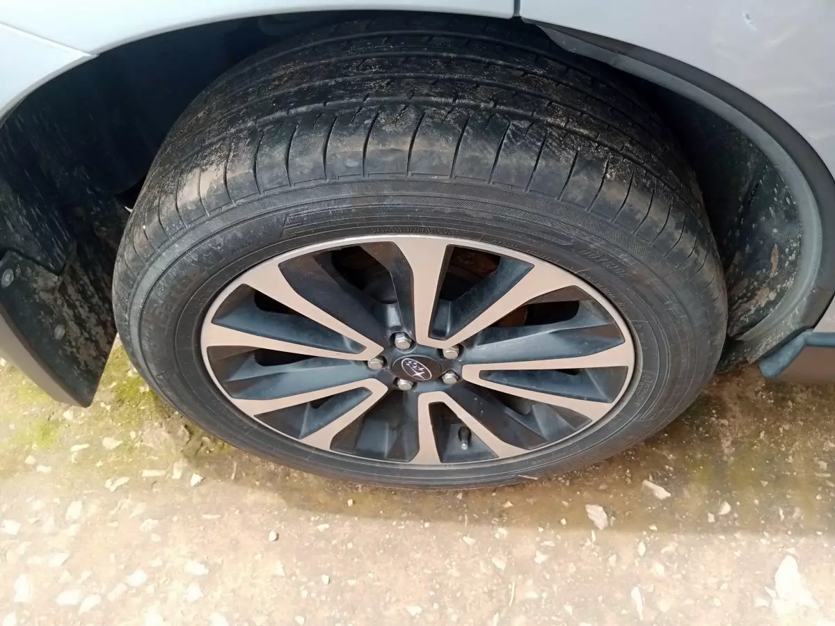 tyre1