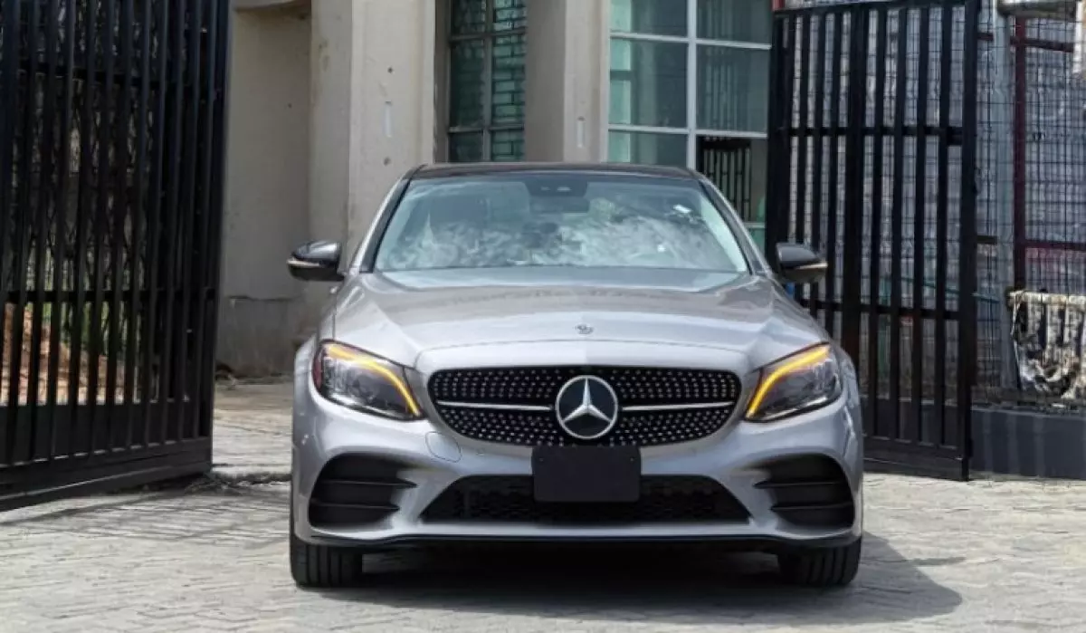 Mercedes-Benz C 300 - 2021