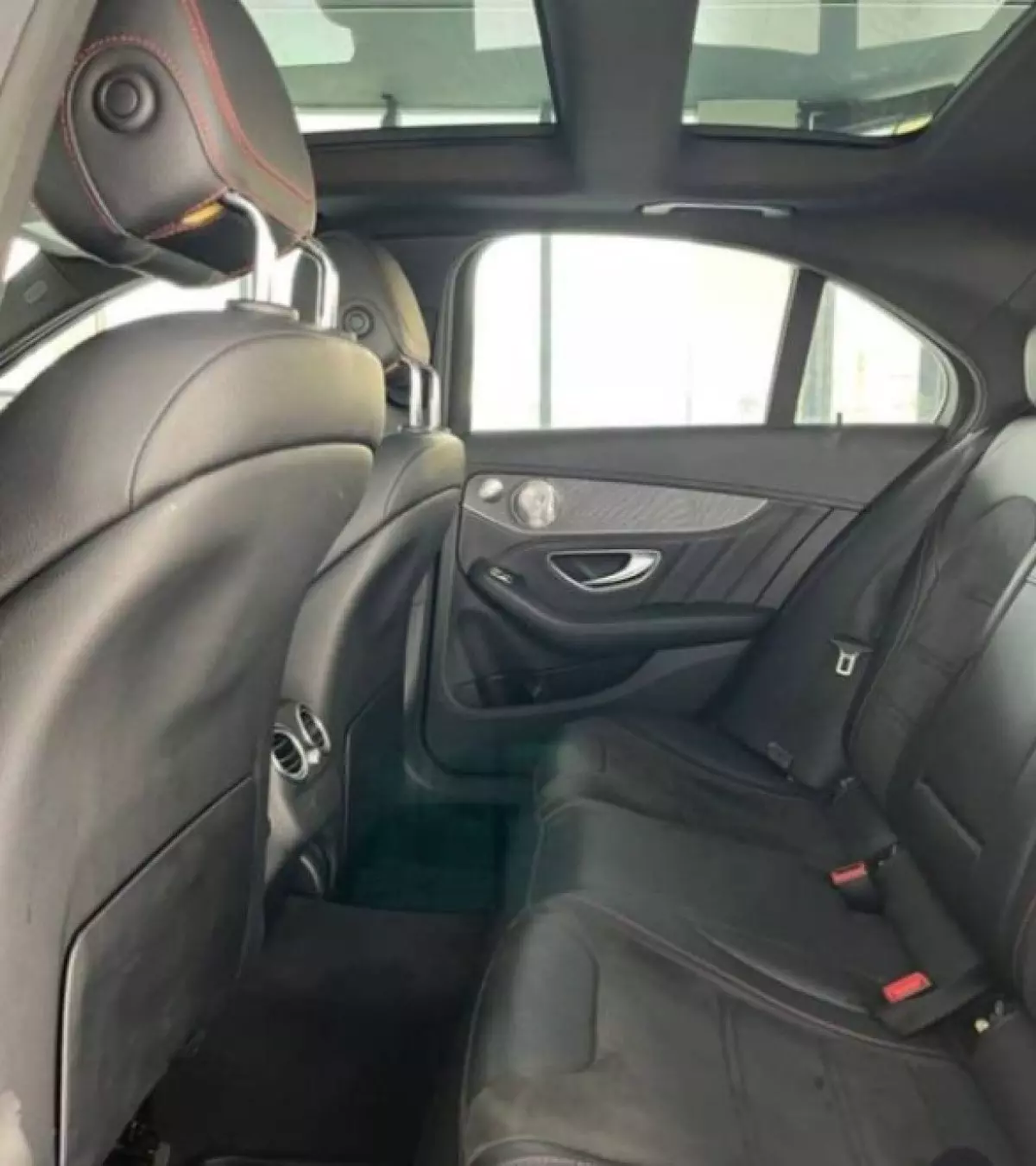 interiorBack