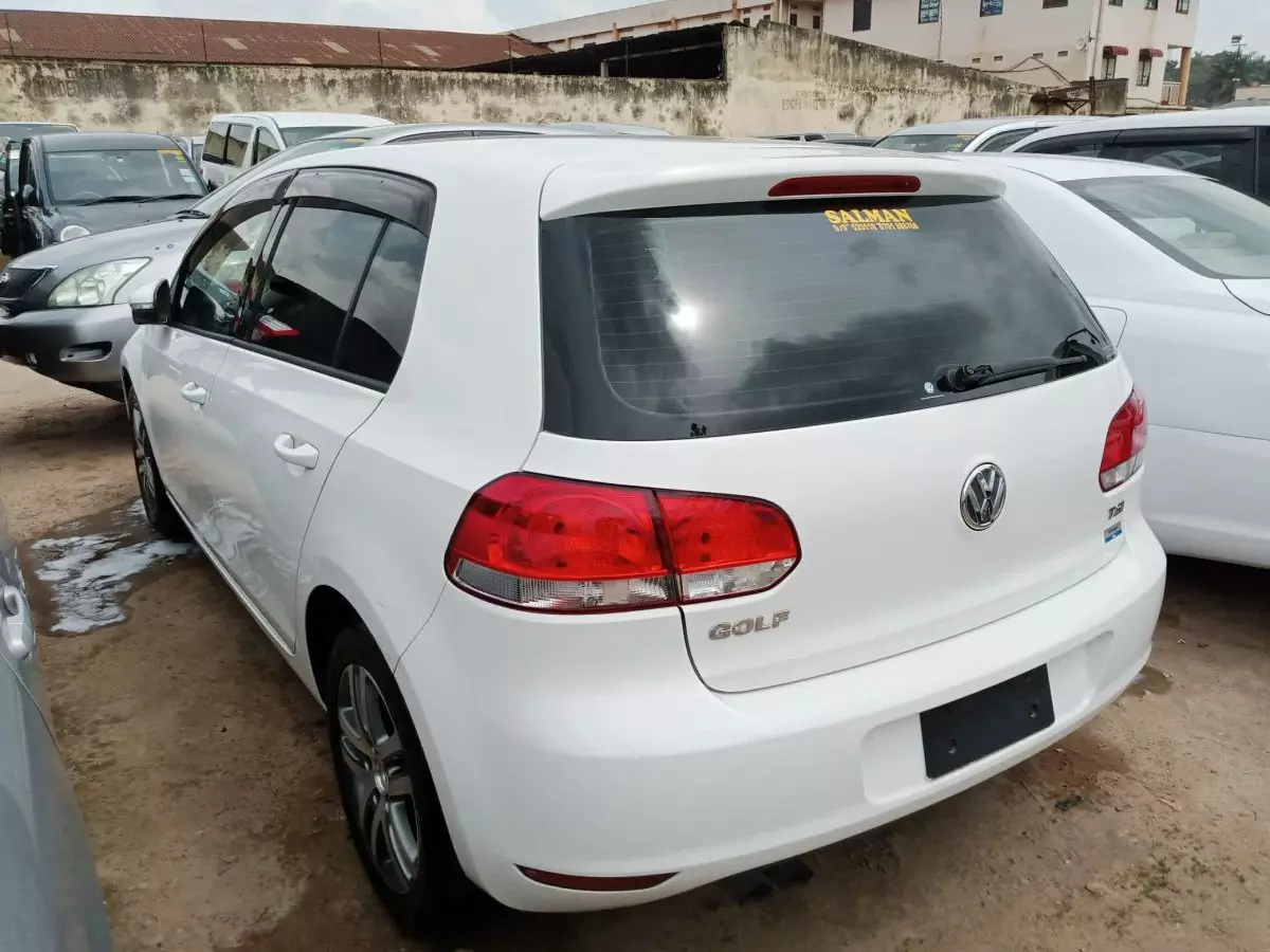 car Left