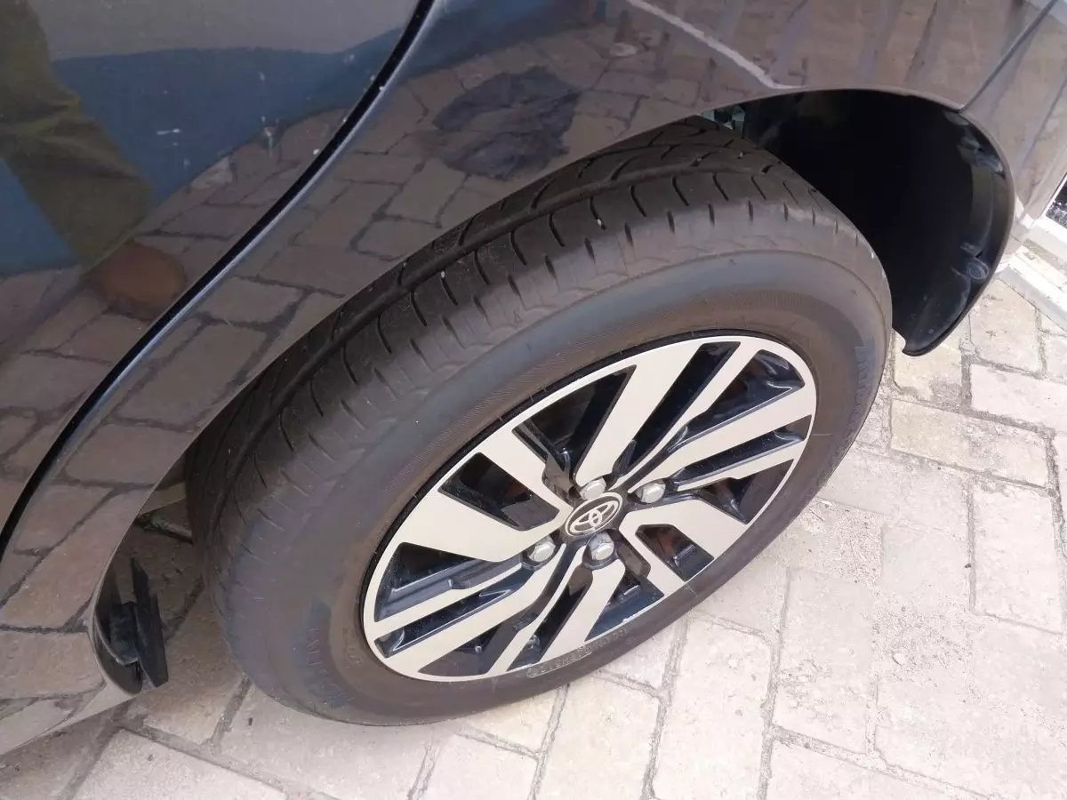 tyre2