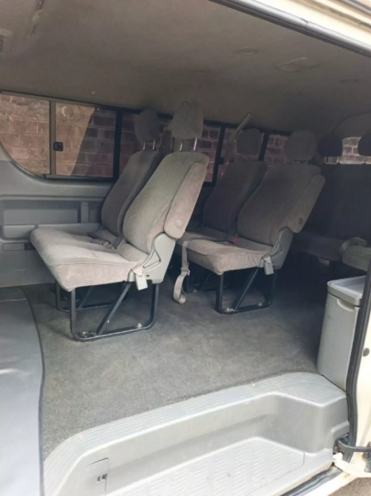 interiorBack