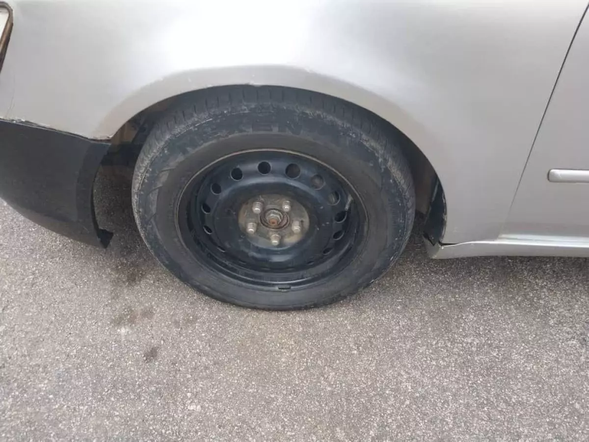 tyre0