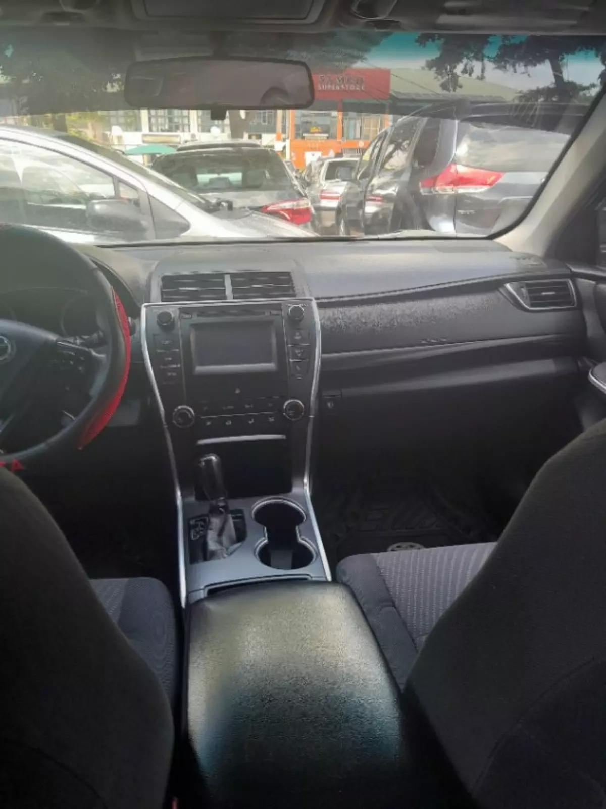 interiorFront