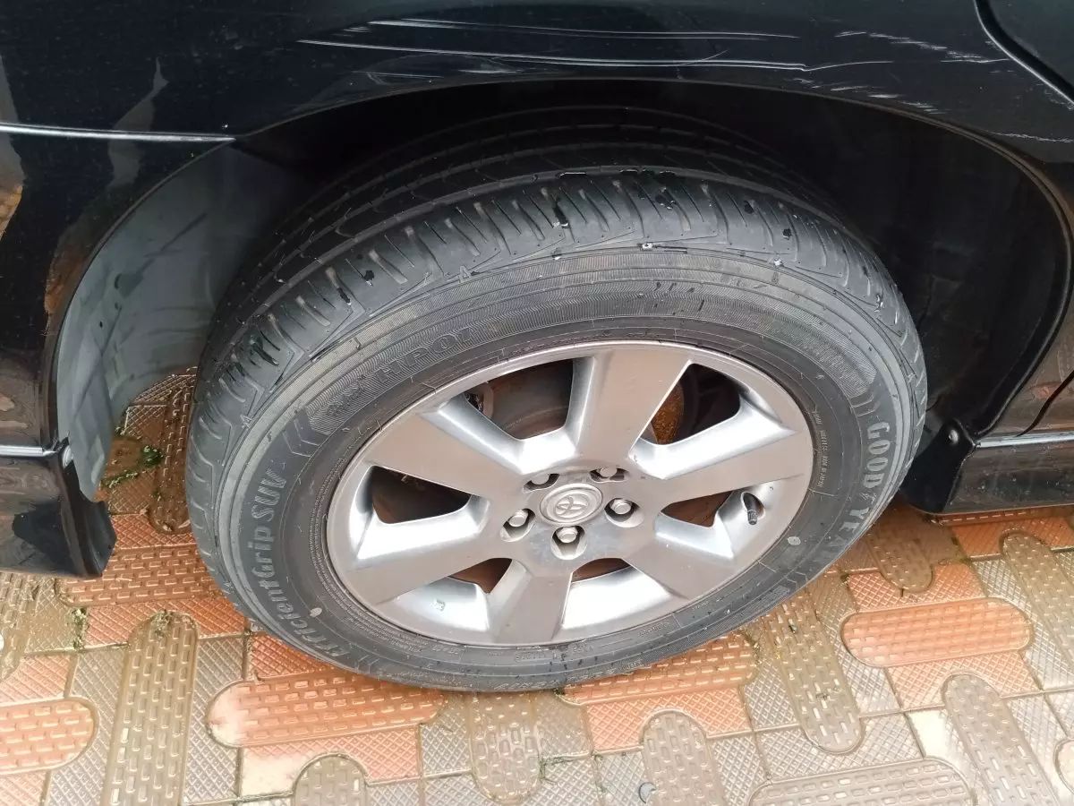 tyre2