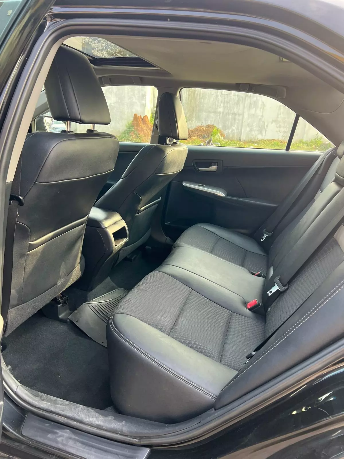 interiorBack
