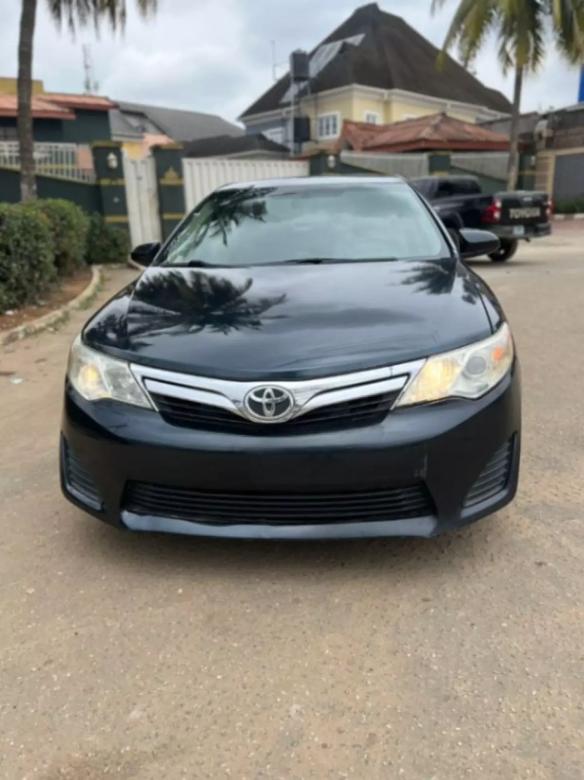 Toyota Camry - 2012