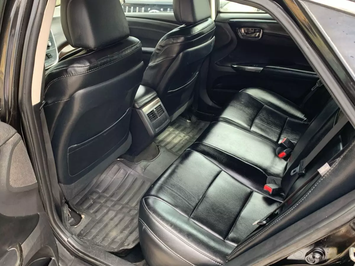 interiorBack