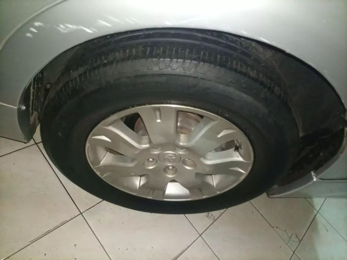 tyre2
